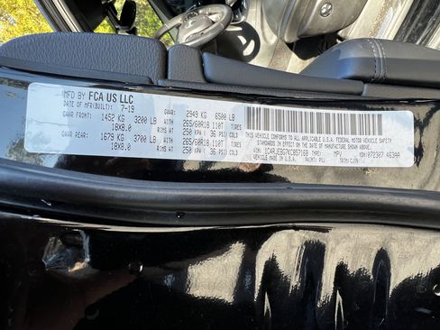 Used 2019 Jeep Grand Cherokee Limited image 50