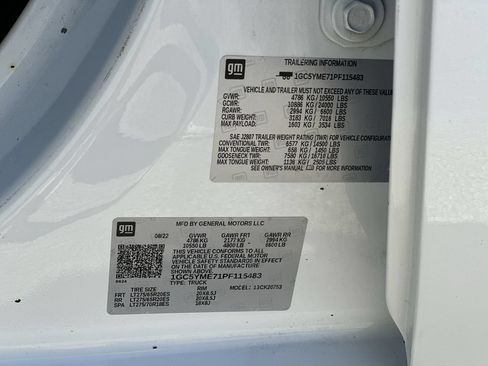 Certified 2023 Chevrolet Silverado 2500 Custom AWD/4WD image 32