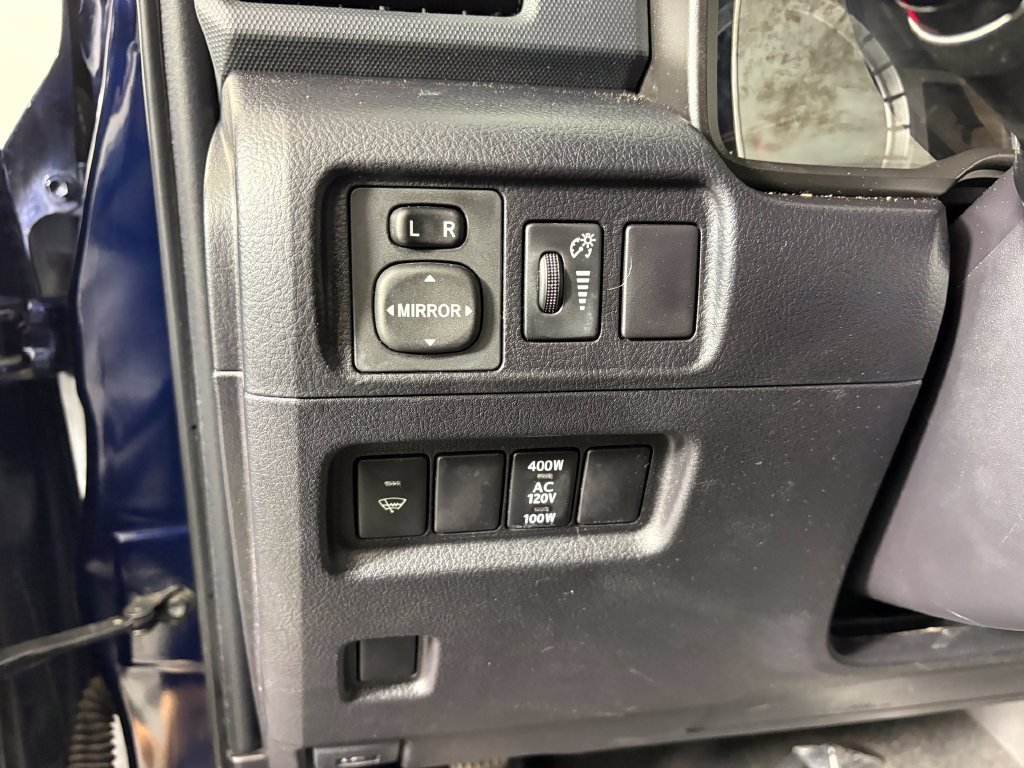 Used 2017 Toyota 4Runner SR5 Premium AWD/4WD image 13