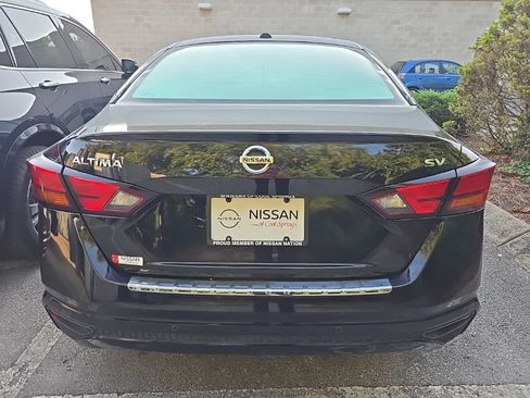 Used 2021 Nissan Altima 2.5 SV FWD image 6