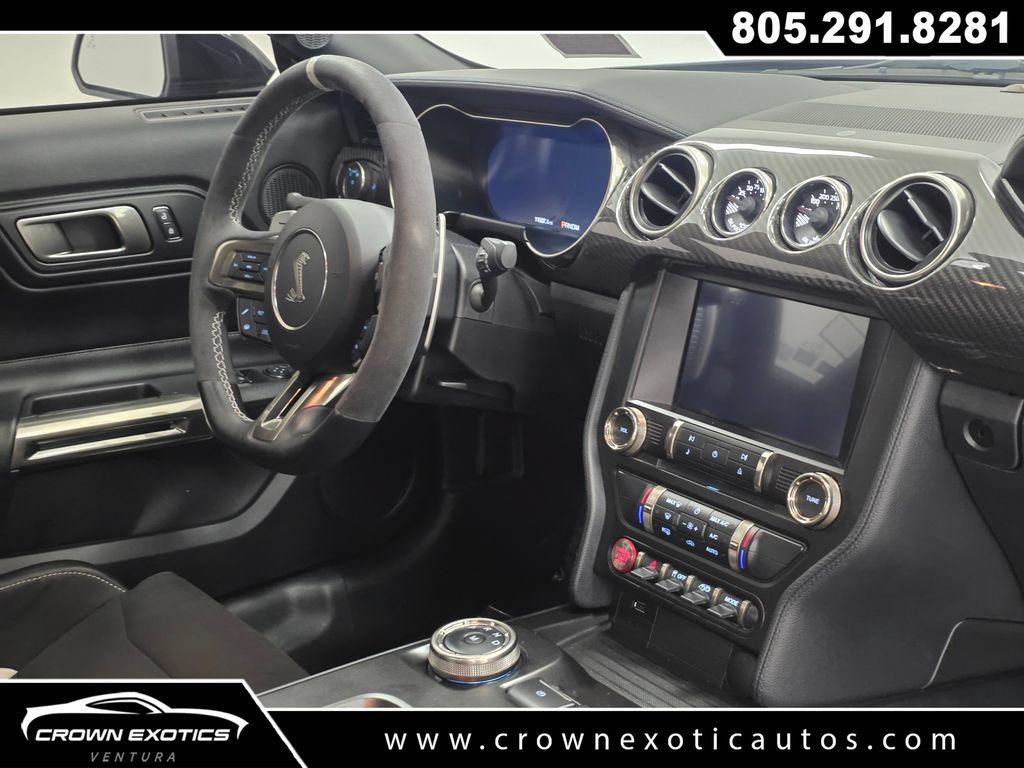 Used 2020 Ford Mustang Shelby GT500 w/ Technology Package RWD image 12