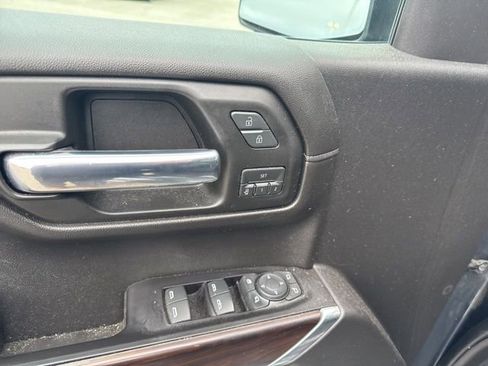 Used 2020 GMC Sierra 1500 SLT w/ SLT Premium Package image 17
