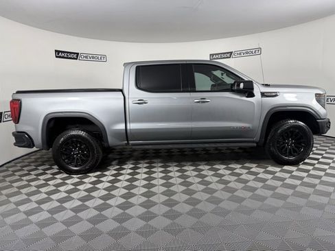 Used 2023 GMC Sierra 1500 AT4X image 7