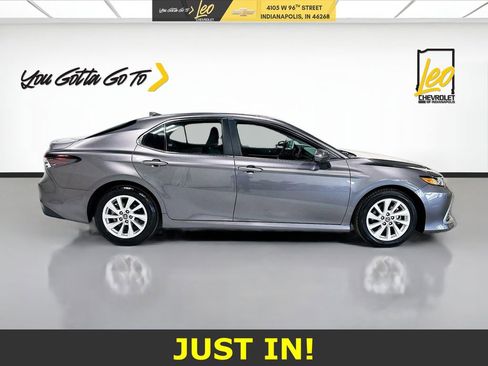 Used 2024 Toyota Camry LE image 4