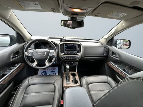 Used 2022 GMC Canyon Denali RWD image 10