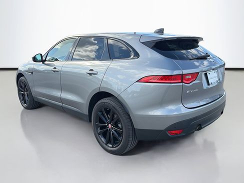 Used 2020 Jaguar F-PACE Prestige image 3