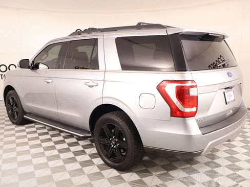 Used 2020 Ford Expedition XLT w/ Equipment Group 202A AWD/4WD image 25
