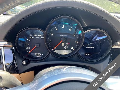 Used 2017 Porsche Macan AWD/4WD image 17
