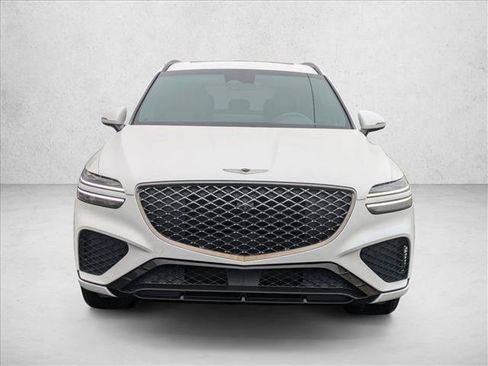 Used 2022 Genesis GV70 3.5T Sport w/ Sport Prestige Package image 2