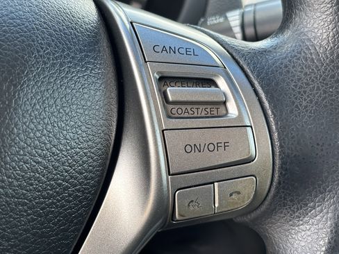 Used 2014 Nissan Altima 2.5 S w/ Sport Value Package image 30