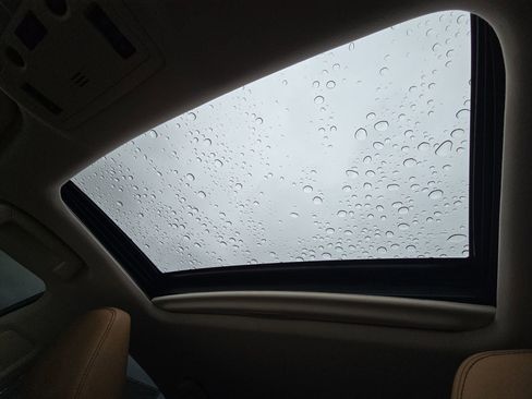 Used 2018 Lexus IS 300 image 21