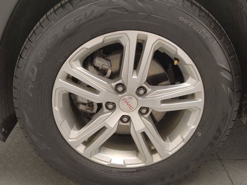 Used 2018 GMC Terrain SLE w/ Driver Convenience Package FWD image 31