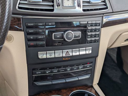 Used 2014 Mercedes-Benz E 350 Coupe image 29