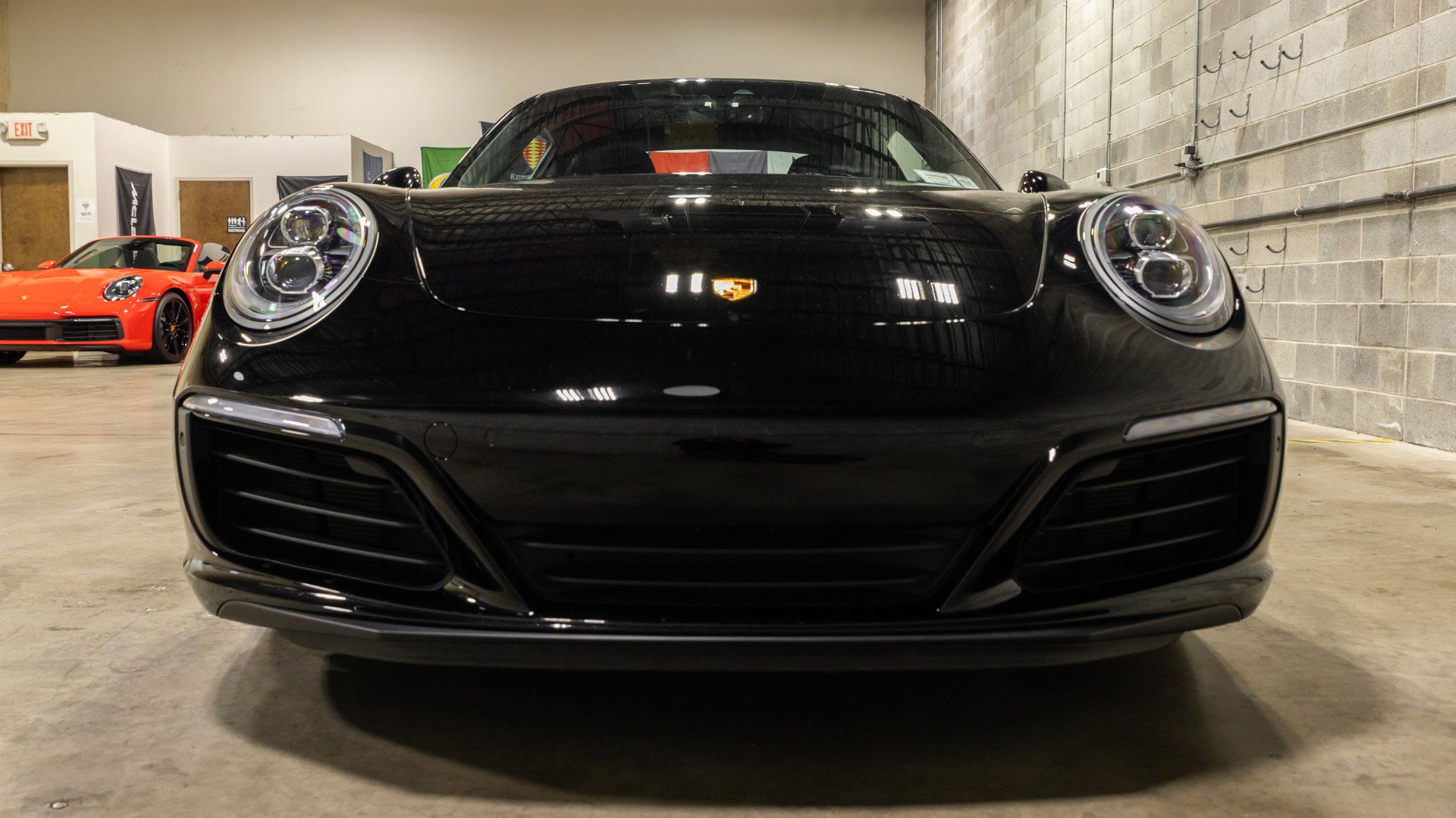 Used 2018 Porsche 911 Carrera RWD image 21