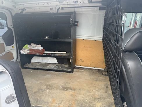 Used 2018 Ford Transit Connect XL FWD image 11