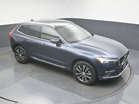 Used 2022 Volvo XC60 B5 Inscription w/ Climate Package image 45