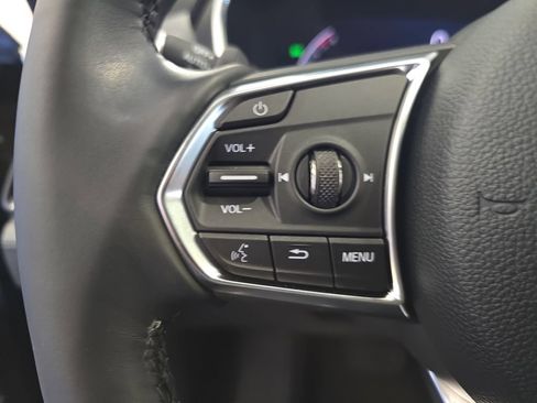Used 2025 Acura MDX SH-AWD image 18