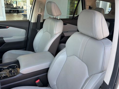 Used 2025 Honda Pilot Touring image 30