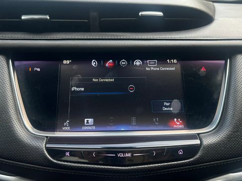 Used 2017 Cadillac XT5 Luxury w/ Driver Awareness Package FWD image 17