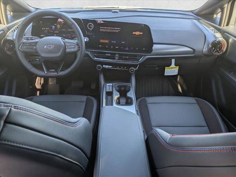 New 2026 Chevrolet Equinox EV RS image 17