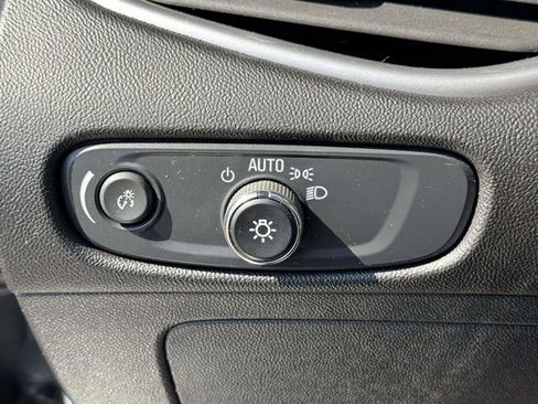 Used 2024 Chevrolet Malibu LT image 8