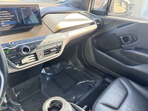 Used 2014 BMW i3 image 25