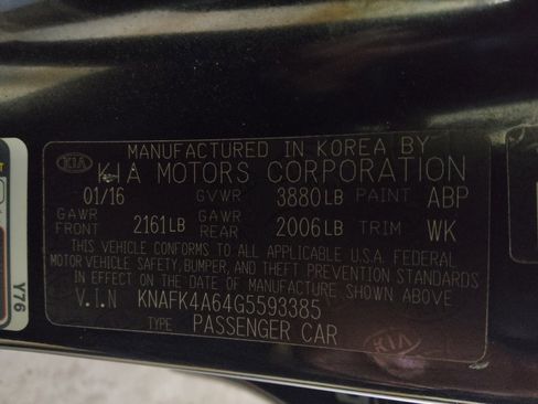 Used 2016 Kia Forte LX image 33