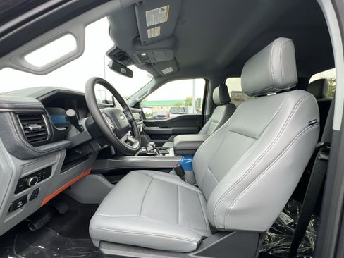 New 2025 Ford F150 Lightning Flash image 13