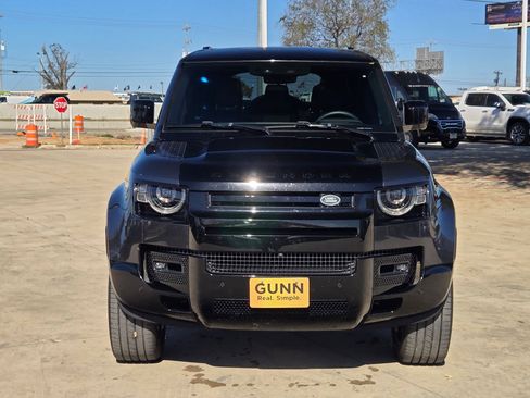 Used 2024 Land Rover Defender 110 X image 8