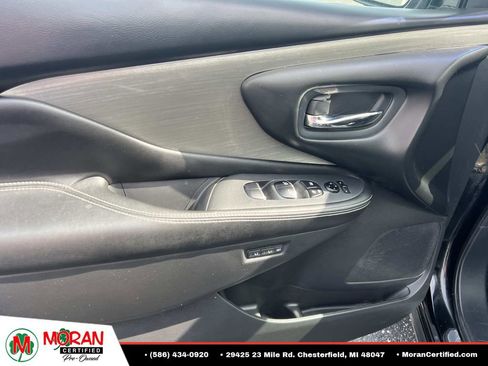 Used 2017 Nissan Murano AWD image 16