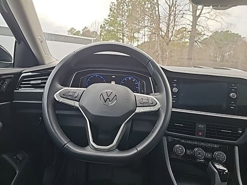 Used 2024 Volkswagen Jetta SEL image 12