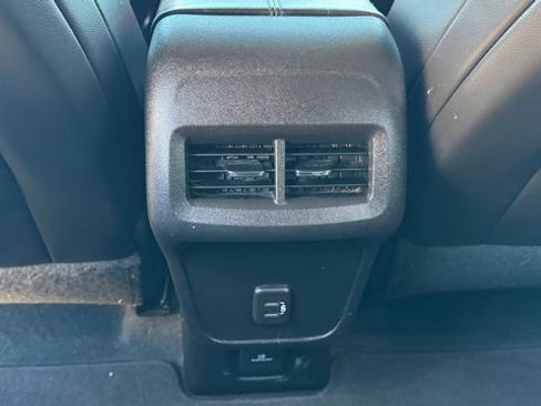 Used 2019 Chevrolet Equinox Premier image 14