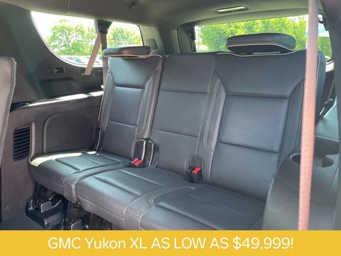 Used 2023 GMC Yukon XL SLT AWD/4WD image 40