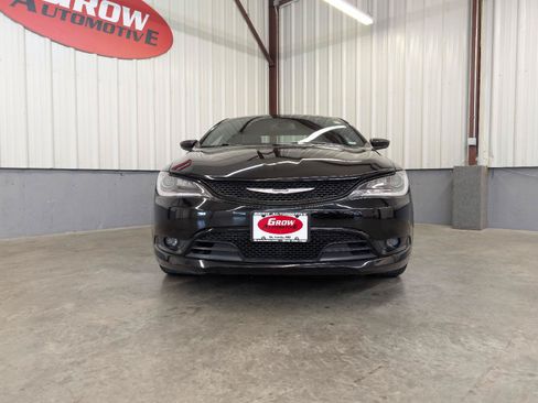 Used 2016 Chrysler 200 S w/ Navigation & Sound Group I AWD/4WD image 10
