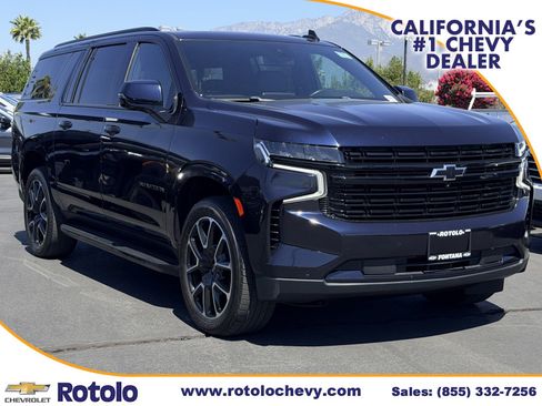 Used 2023 Chevrolet Suburban RST w/ Luxury Package RWD image 1