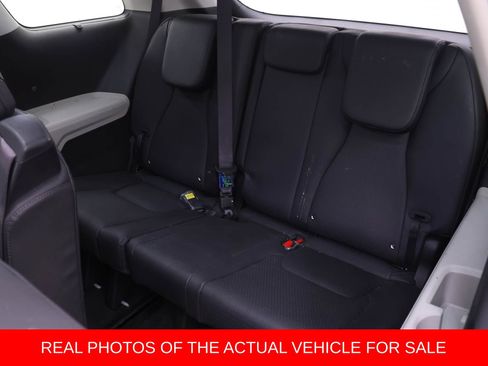 Used 2023 Kia Carnival SX Prestige FWD image 12