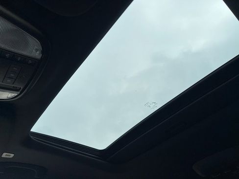 Certified 2025 Dodge Durango GT image 32