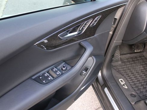 Used 2024 Audi Q7 2.0T Premium Plus image 31