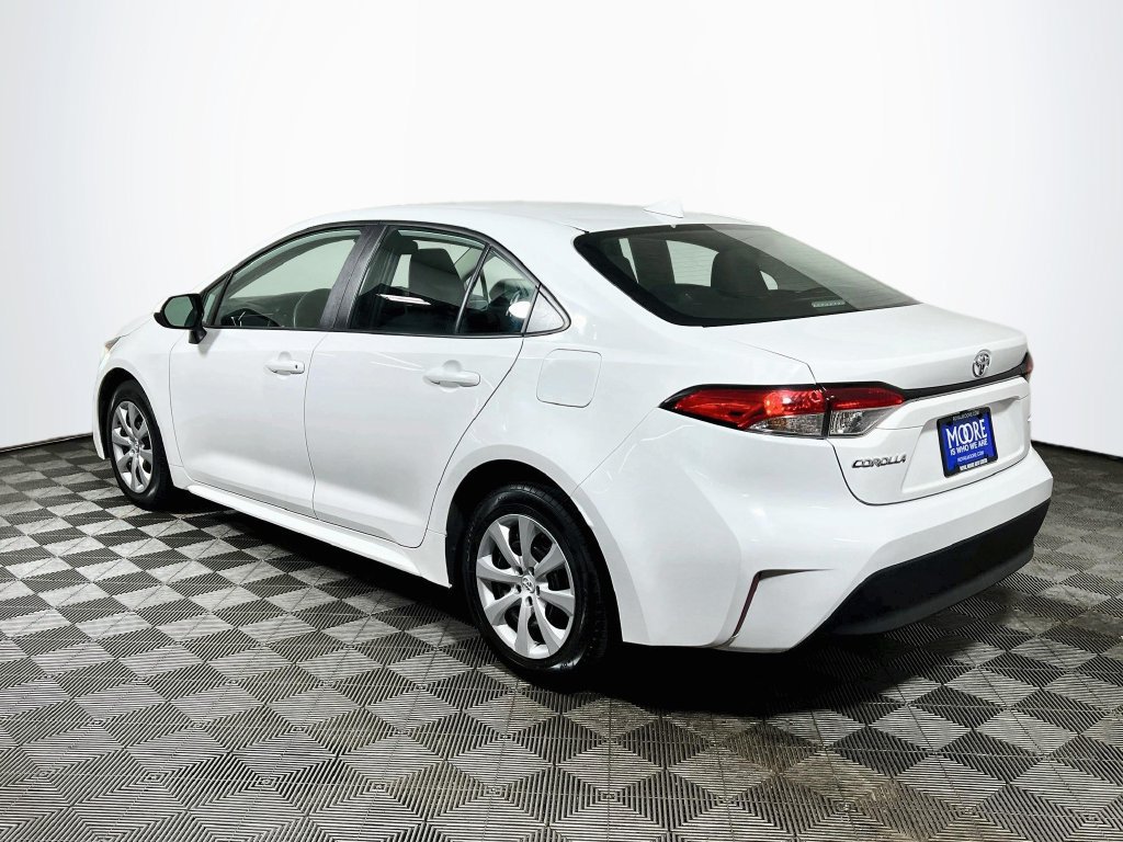 Certified 2024 Toyota Corolla LE FWD image 5