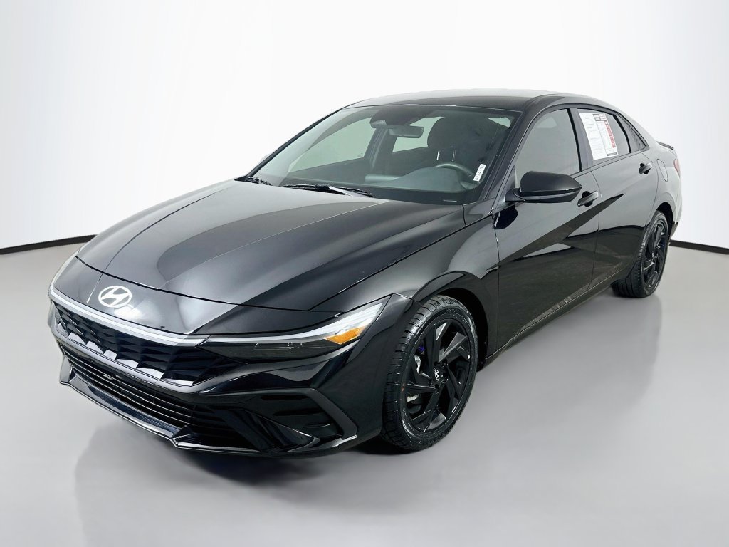 Used 2026 Hyundai Elantra Sport w/ Cargo Package FWD image 3