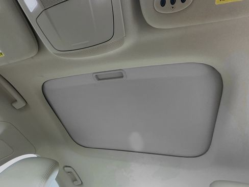 Used 2019 Lincoln MKZ Reserve w/ Reserve Plus Package image 27