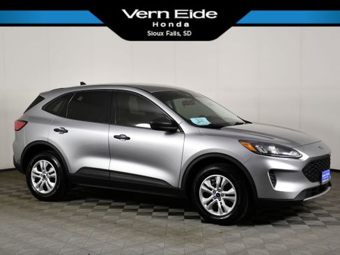 Used 2022 Ford Escape S AWD/4WD image 1