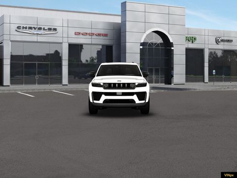 New 2026 Jeep Grand Cherokee Altitude image 12