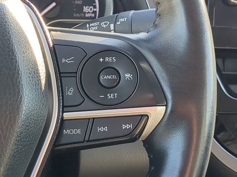 Used 2023 Toyota Camry XLE image 18