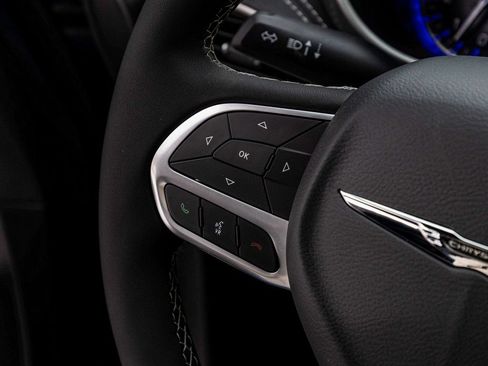 New 2026 Chrysler Pacifica Select AWD/4WD image 20