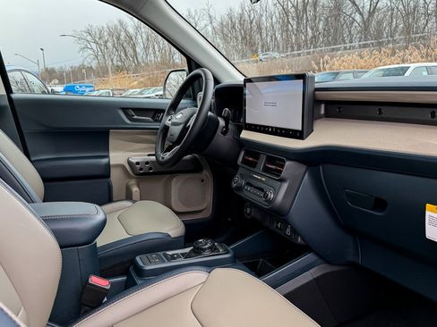 New 2026 Ford Maverick Lariat image 21