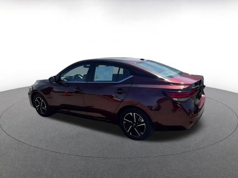 Used 2025 Nissan Sentra SV image 10