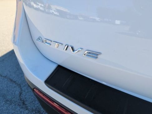 Used 2025 Ford Explorer Active image 11