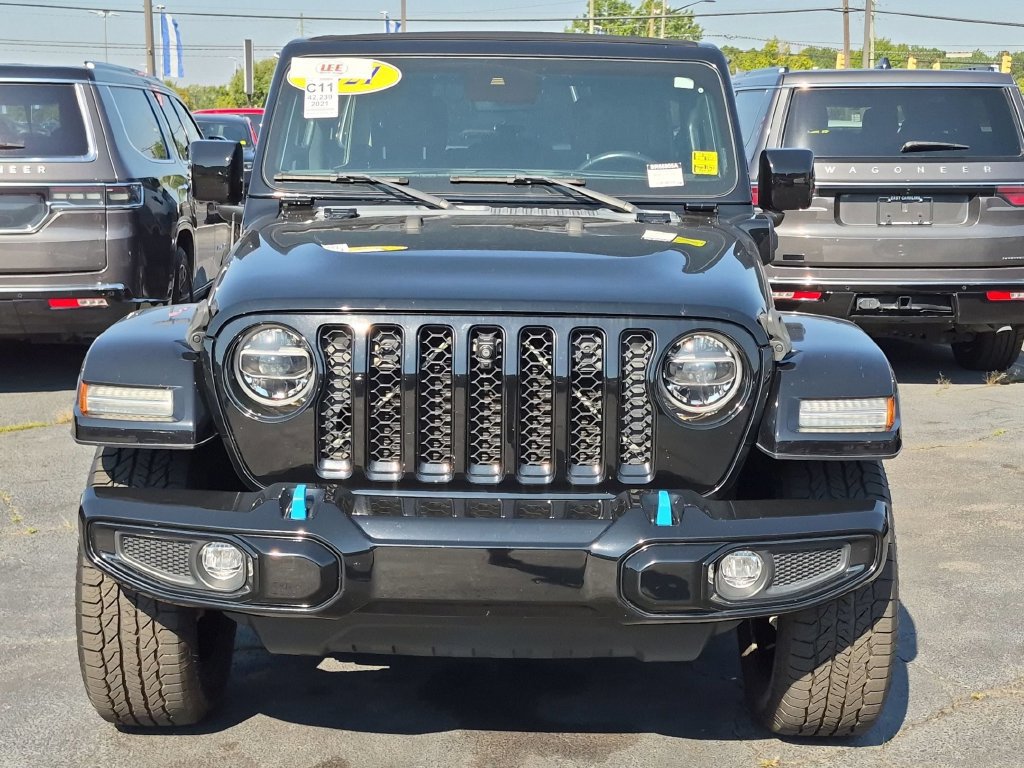 Used 2021 Jeep Wrangler Unlimited Sahara AWD/4WD image 5