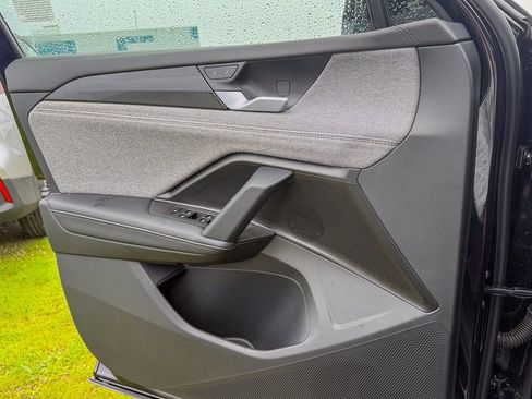 New 2026 Volkswagen Tiguan S image 13